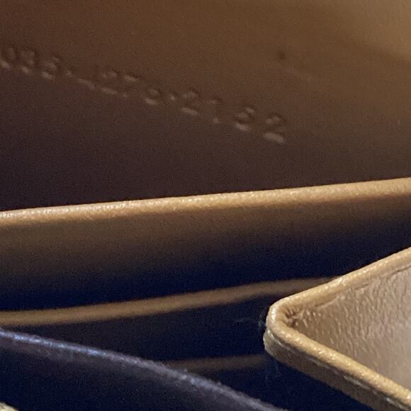 Authentic Gucci Tan Gold Monogram GG Zip Long Wallet Card Holder 2152 - Picture 7 of 10